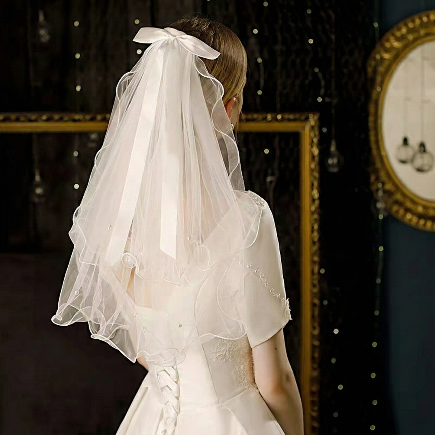 Vintage Bow-Knot Pearl Bridal Veil