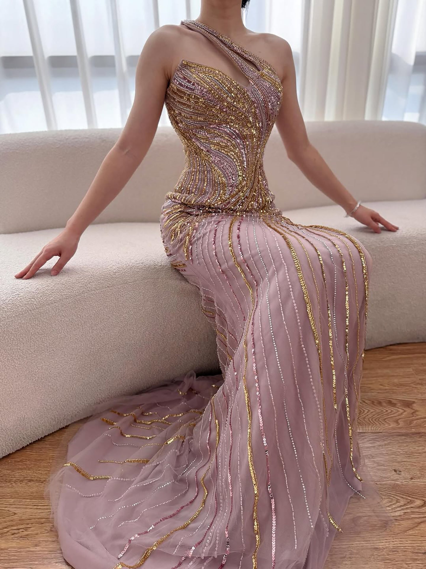Luxury Dubai Luxury Pink Gold Beaded Sexy Evening Dress With Split LA72104A