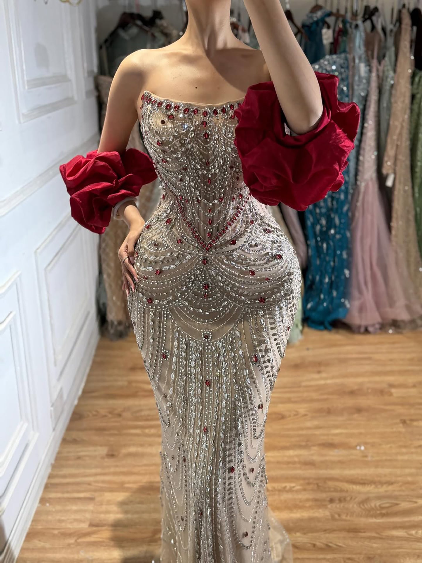 Luxury Red Crystal Mermaid Dress with Detachable Cape LA72903A