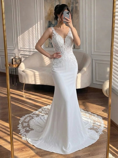 Luxury White V Neck Lace Bodice Zipper Back Mermaid Dress LA73690A