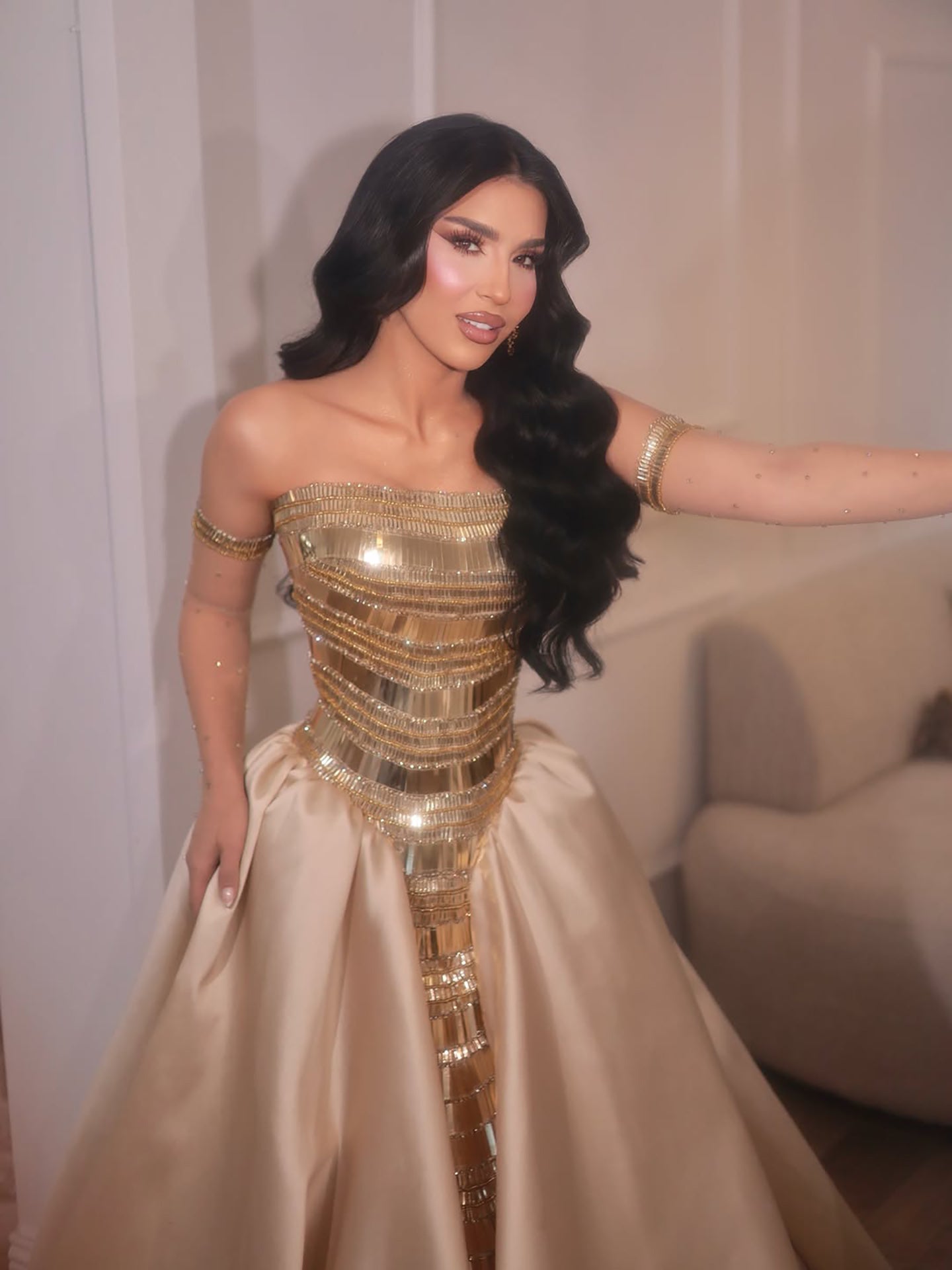 Luxury Gold Strapless Ball Gown Dress With Beaded Gloves LA73770