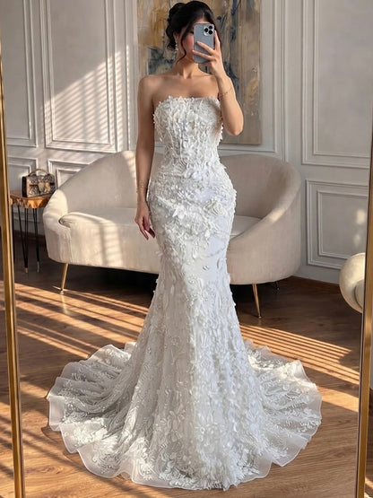 Luxury White 3D Floral Lace Strapless Mermaid Wedding Dress LA73901