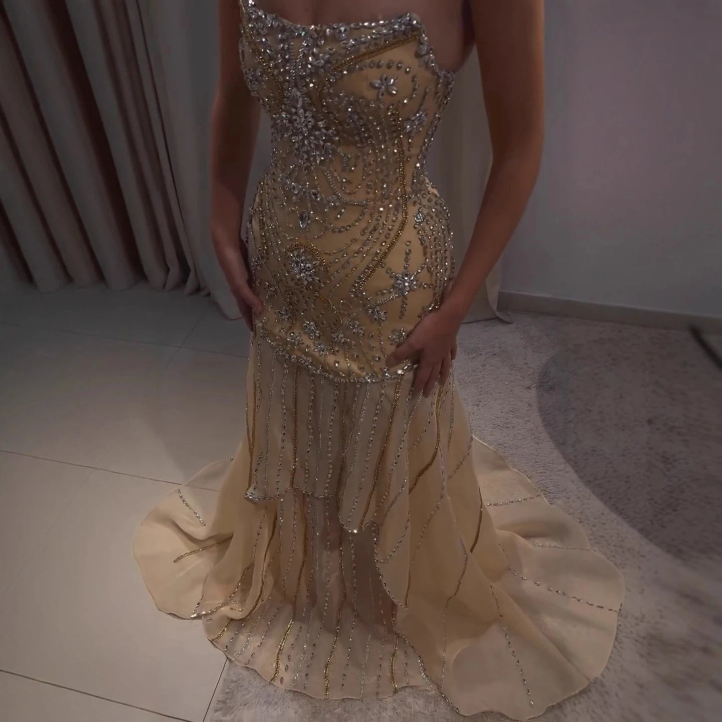 Luxury Gold Diamond Evening Dress with Cape for Wedding Party LA73224