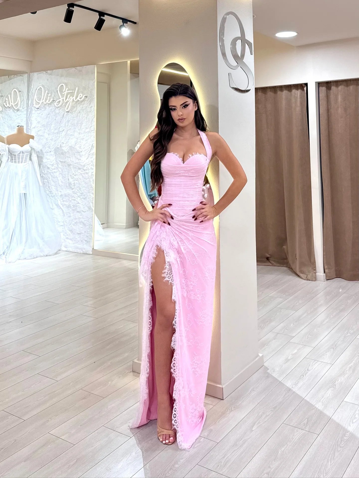 Luxury Pink Lace Halter Saudi Arabic High Split Evening Dress LA73372