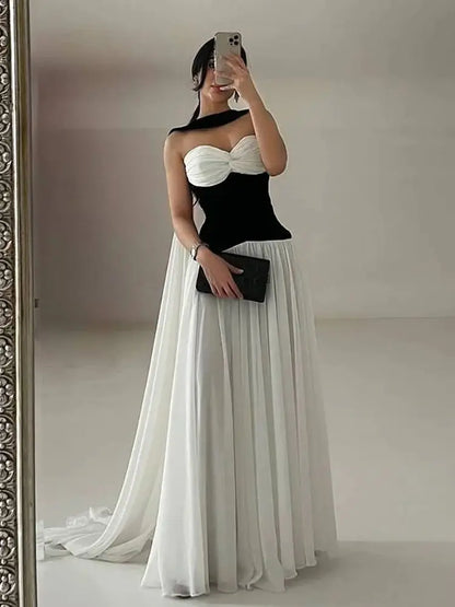 Chic Black and White   A Line Prom Dress LA73048
