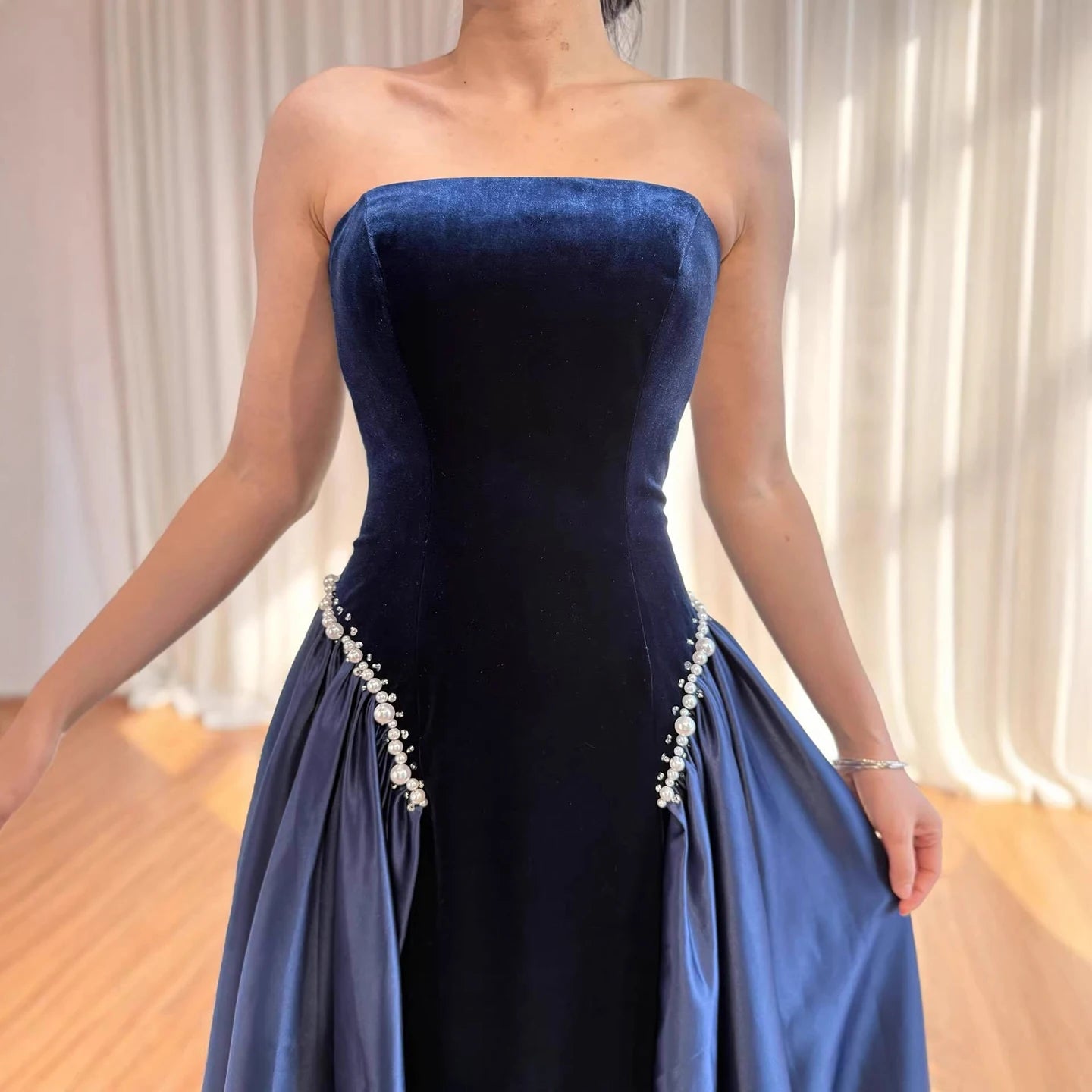 Luxury Navy Blue Mermaid Pearls Evening Dress Gowns With Skirt LA73351