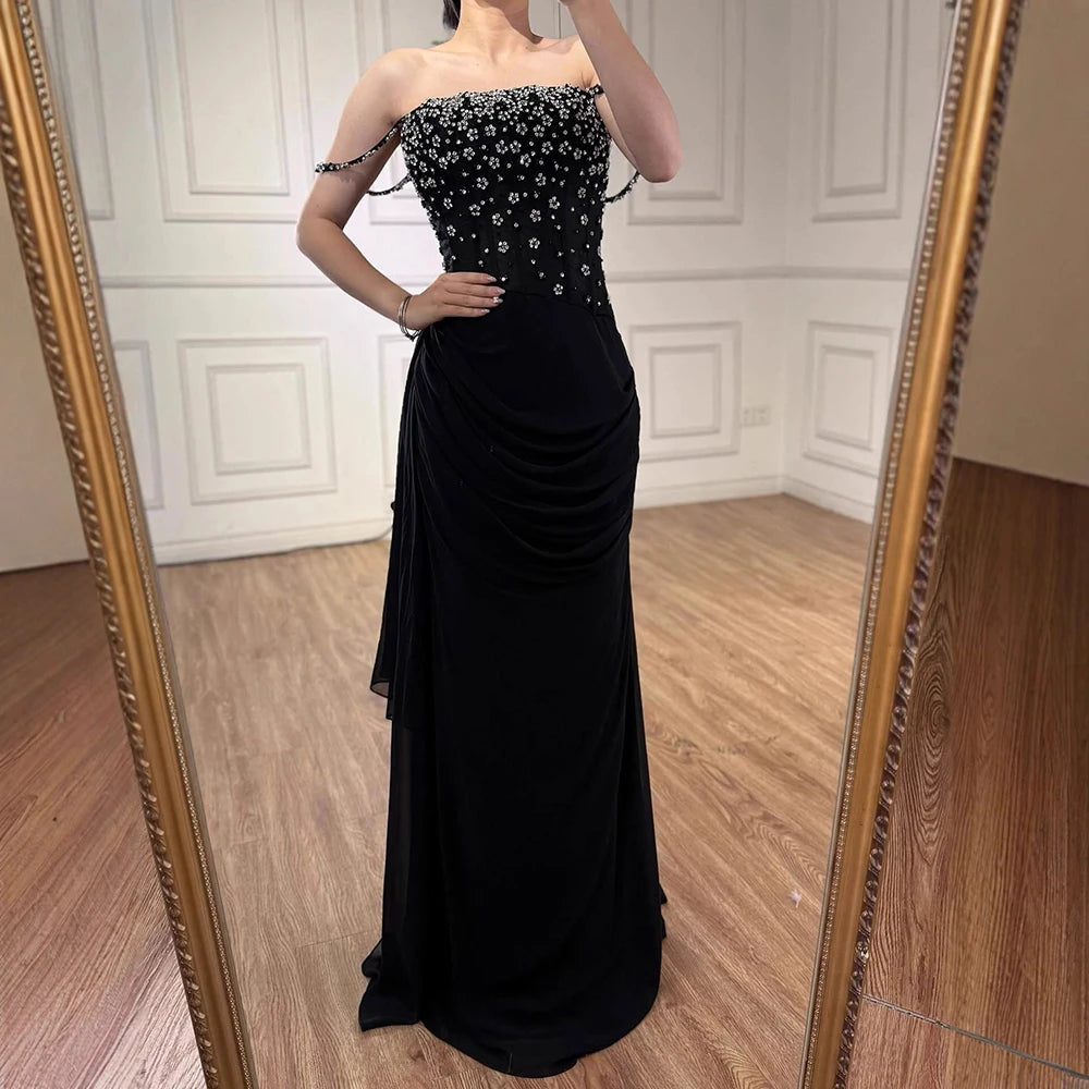 שמלת נשף בתולת ים שחורה יוקרתית עם חרוזים ורצועות ספגטי LA73047