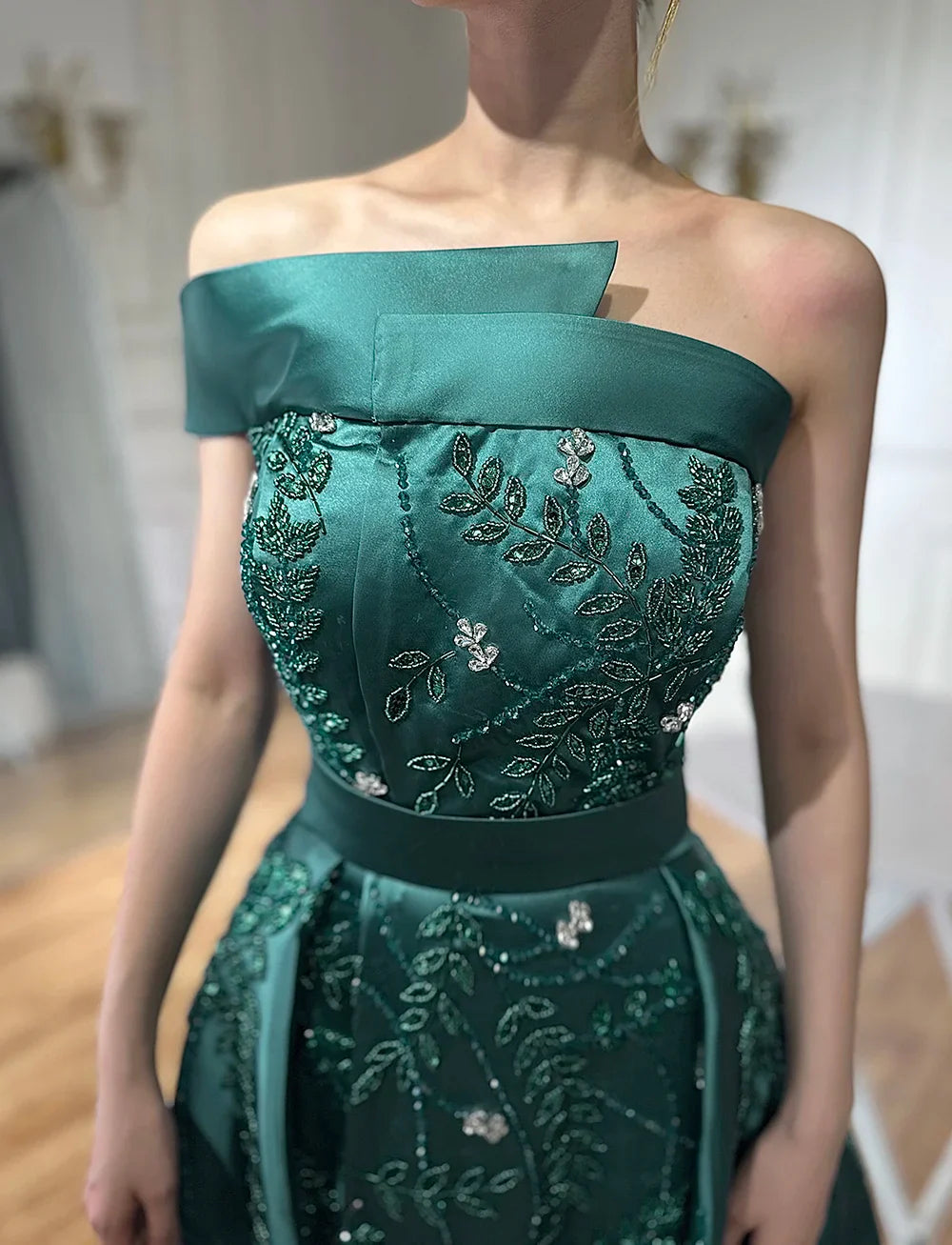 Luxury Green One Shoulder Satin Evening Dress with Overskirt LA72178